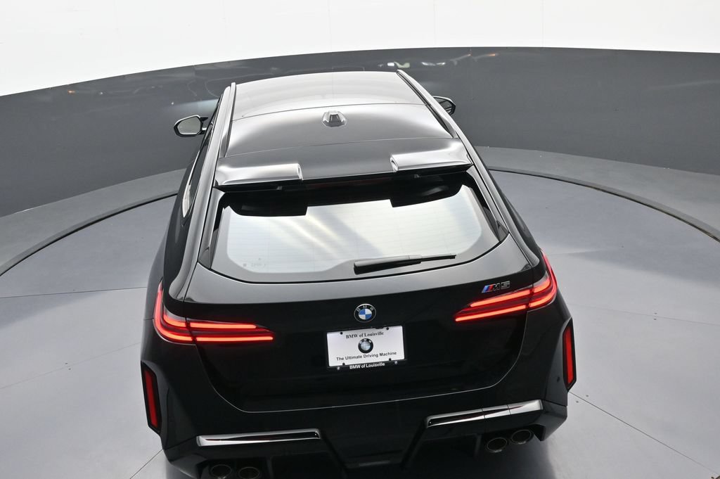 New 2027 BMW M5 Touring AWD/4WD image 35