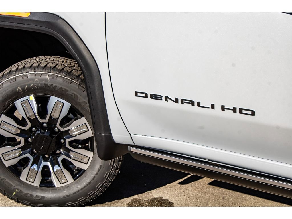 New 2026 GMC Sierra 3500 Denali w/ Denali Reserve Package image 12