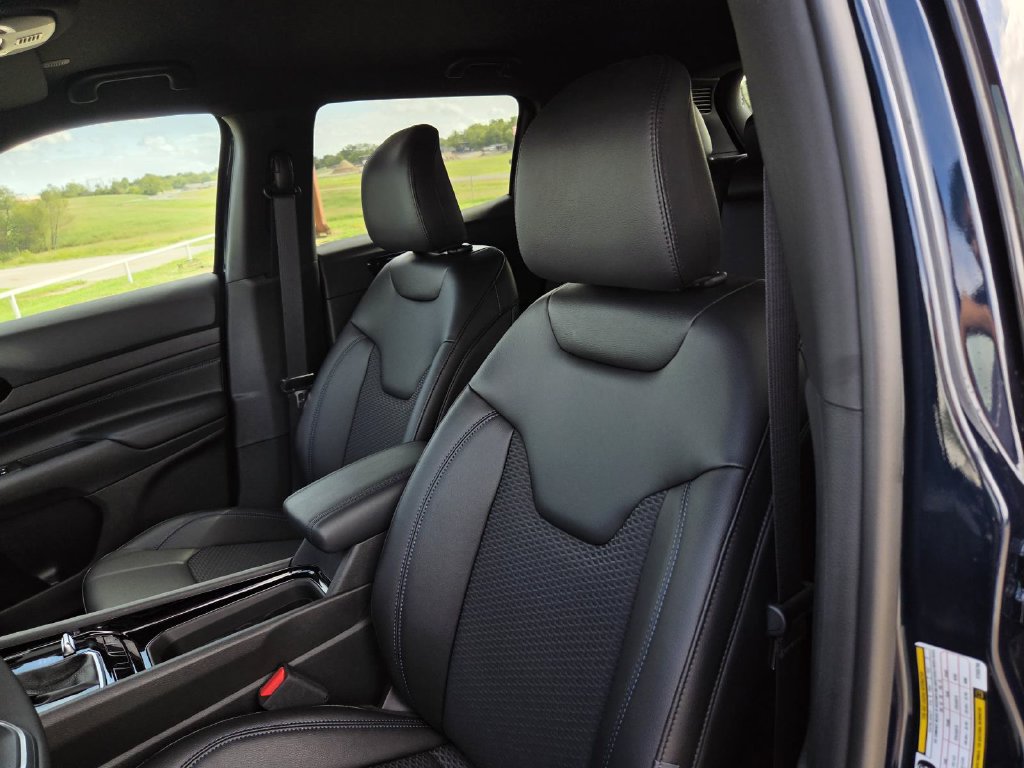 New 2027 Jeep Compass Latitude AWD/4WD image 22