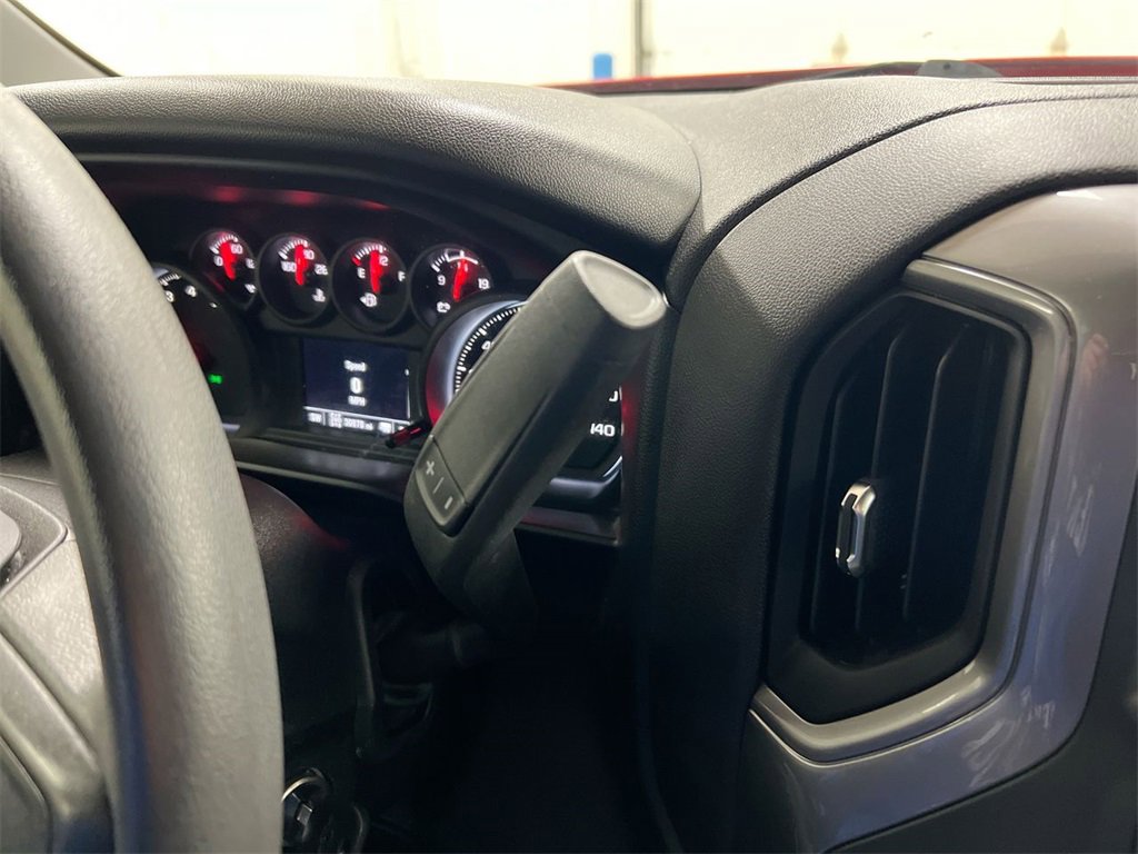 Used 2020 Chevrolet Silverado 1500 Custom w/ Custom Value Package image 16