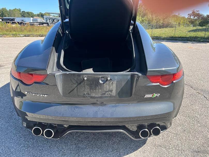 Used 2017 Jaguar F-TYPE R AWD/4WD image 9