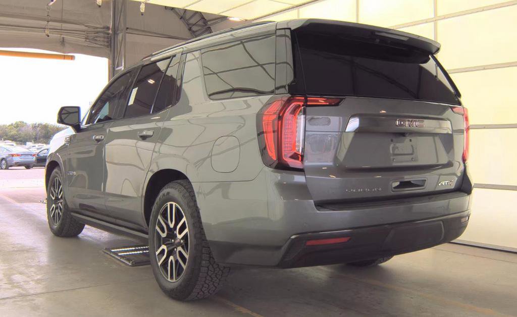 Used 2021 GMC Yukon AT4 w/ AT4 Premium Plus Package AWD/4WD image 5