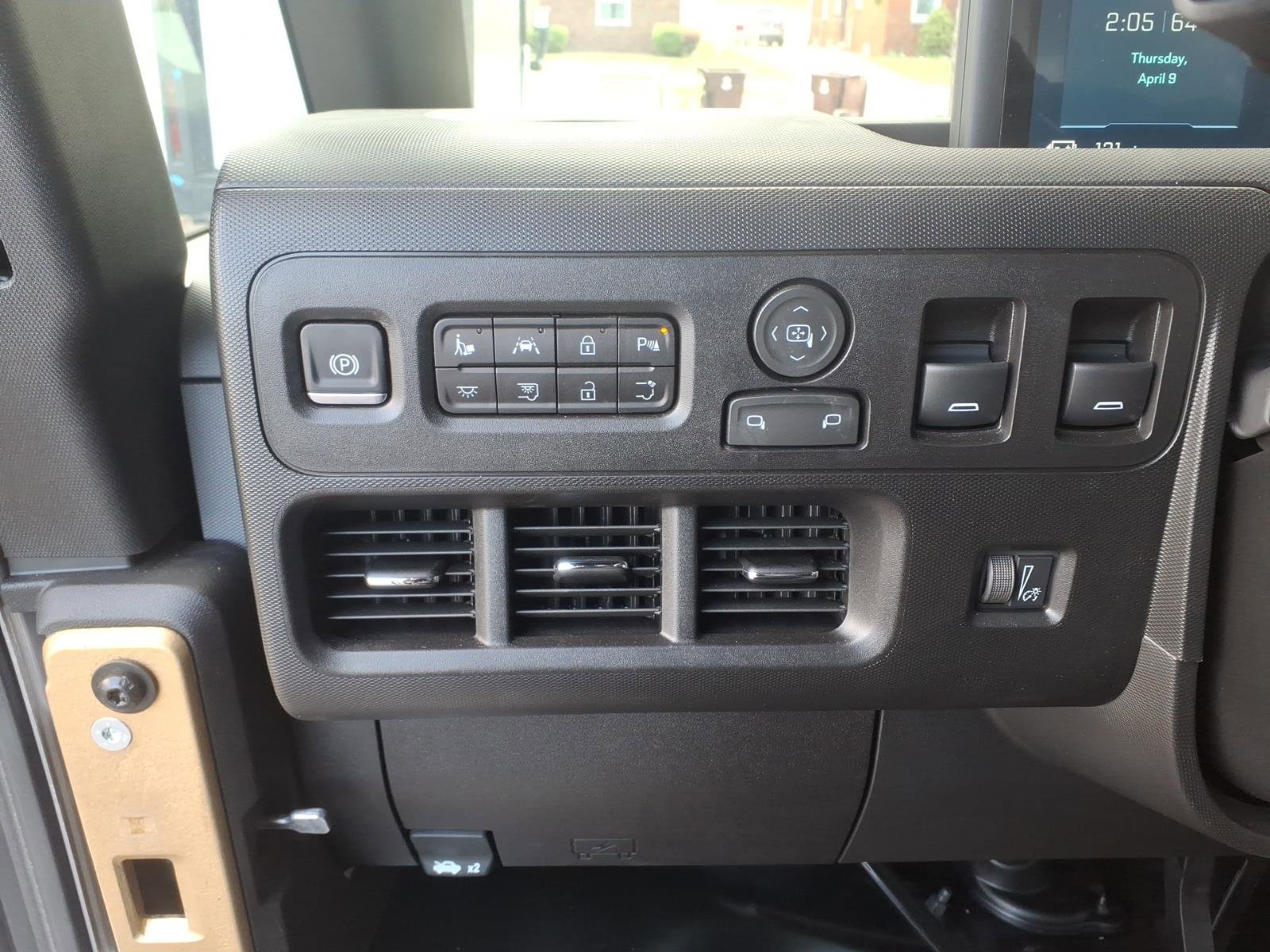 New 2026 Chevrolet Brightdrop 600 w/ Battery Pack, Extended Range AWD/4WD image 15