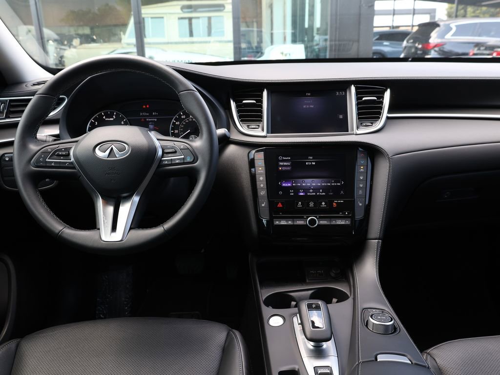 Certified 2025 INFINITI QX50 Luxe AWD/4WD image 25