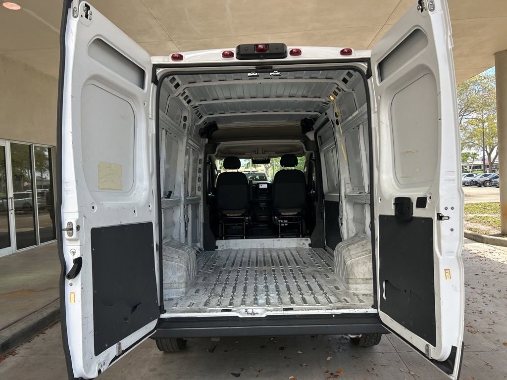 Used 2023 RAM ProMaster 2500 w/ Convenience Group image 27
