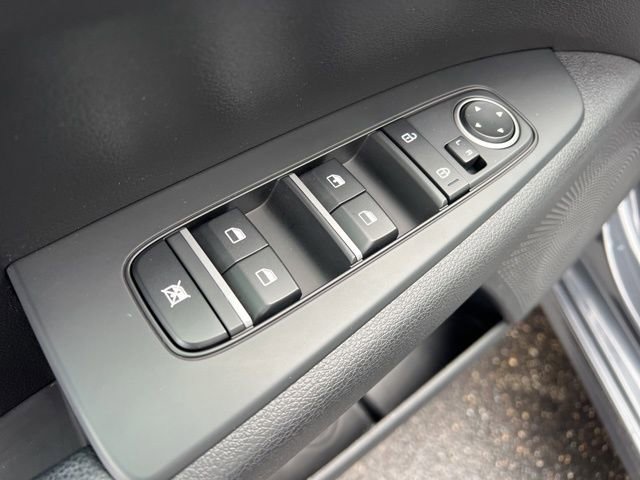 Certified 2023 Kia Forte LXS w/ LXS Technology Package image 25