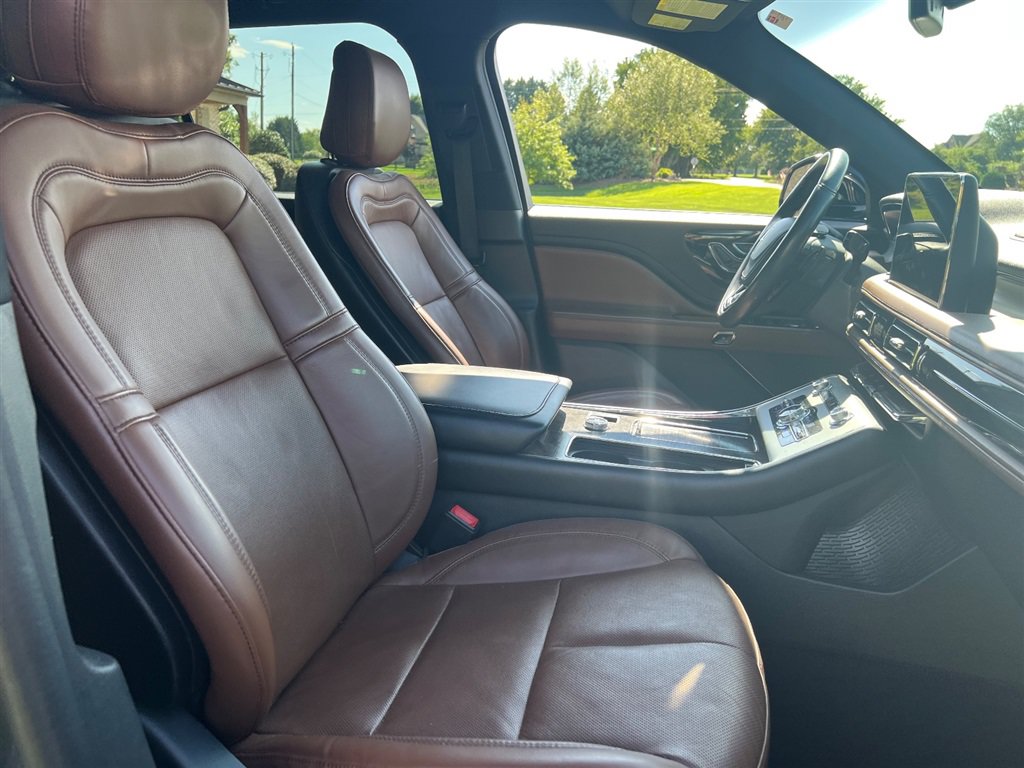 Used 2020 Lincoln Aviator Reserve w/ Equipment Group 201A AWD/4WD image 21