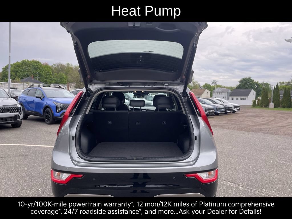 Certified 2024 Kia Niro Wind w/ Wind Preserve Package FWD image 14