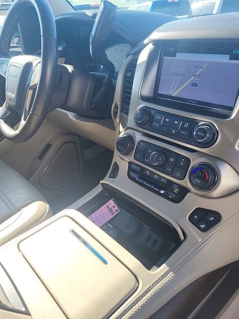 Used 2018 GMC Yukon XL Denali image 11