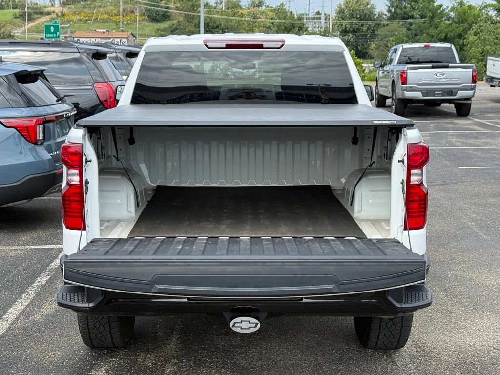 Used 2024 Chevrolet Silverado 1500 Custom Trail Boss w/ LPO, Dark Essentials Package AWD/4WD image 19