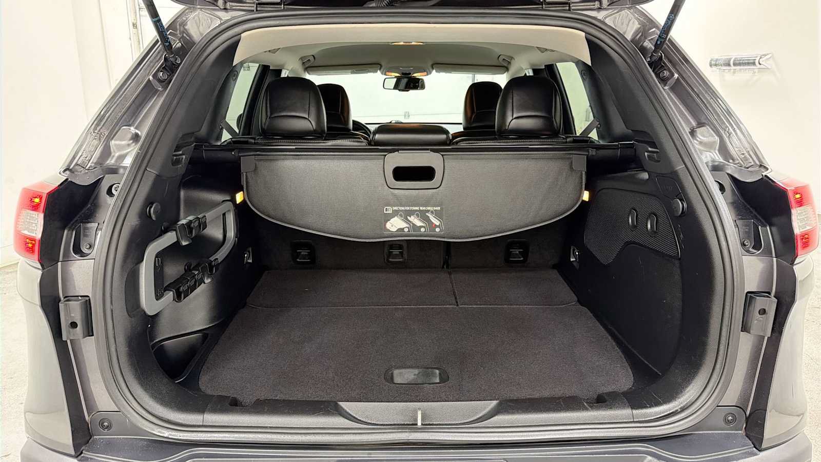 Used 2015 Jeep Cherokee Limited AWD/4WD image 27
