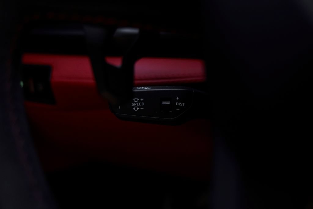 Used 2025 Lamborghini Urus S AWD/4WD image 57