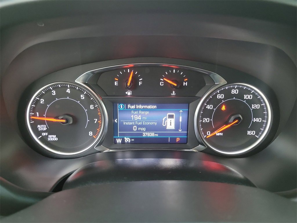 Used 2023 GMC Acadia SLE image 7
