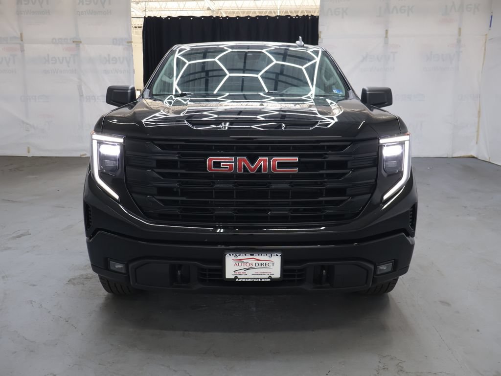 Used 2023 GMC Sierra 1500 Elevation AWD/4WD image 2