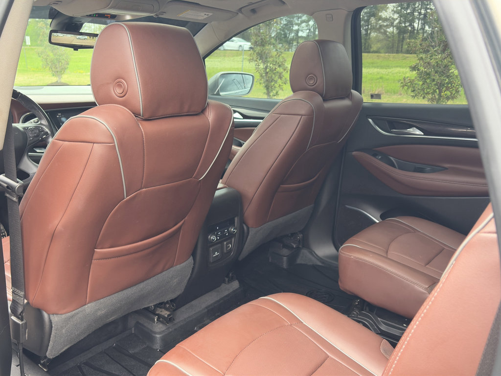 Used 2019 Buick Enclave Avenir image 13