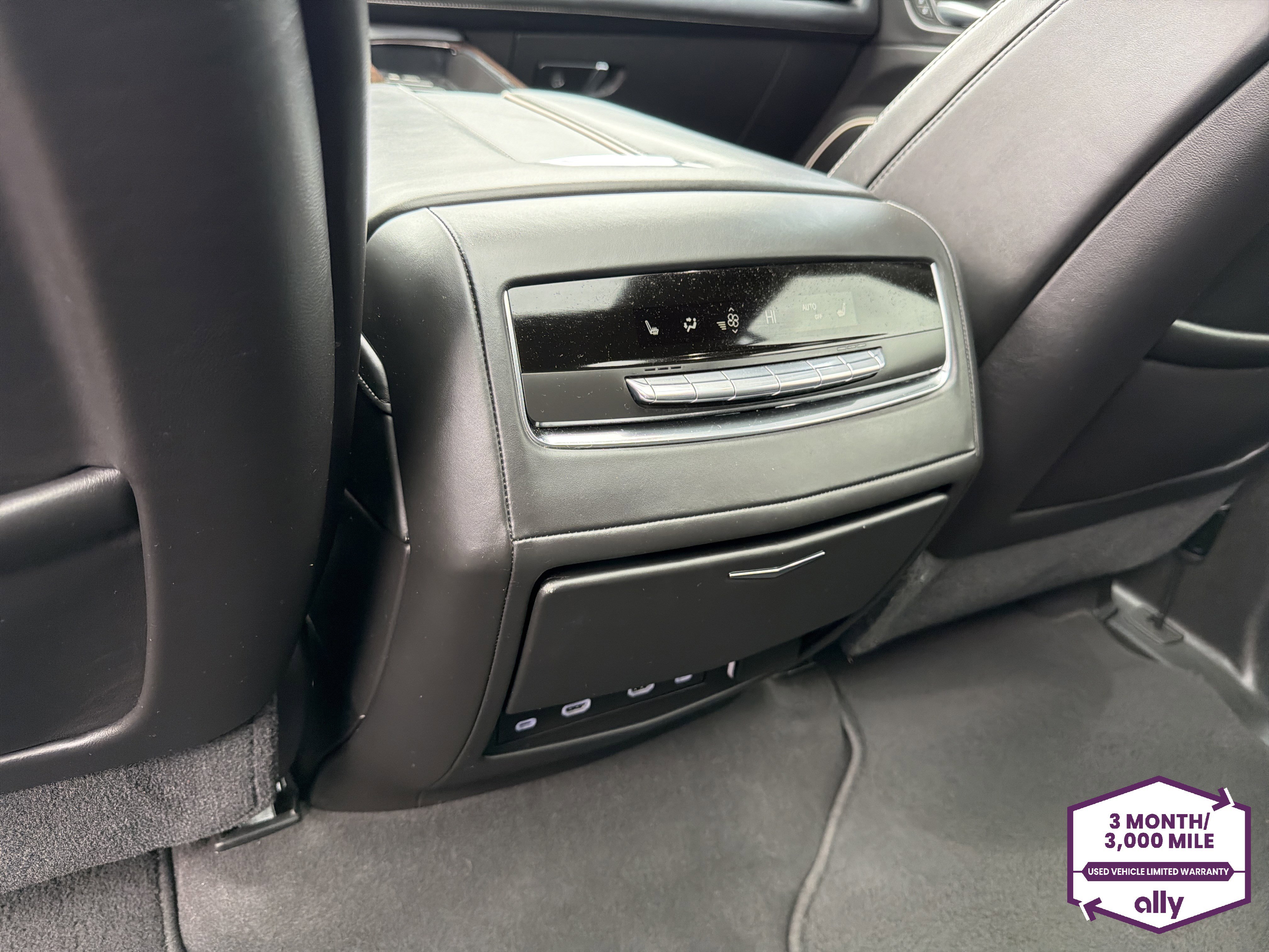 Used 2021 Cadillac Escalade ESV Sport Platinum w/ Heavy-Duty Trailer Package image 13