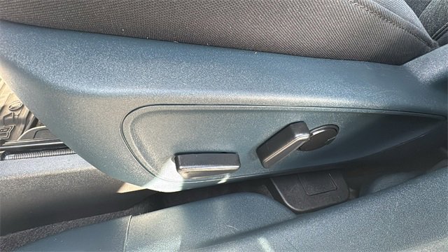 Certified 2025 Ford Maverick XLT w/ XLT Luxury Package image 8