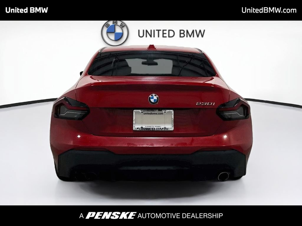 Used 2024 BMW 230i Coupe w/ Convenience Package RWD image 6