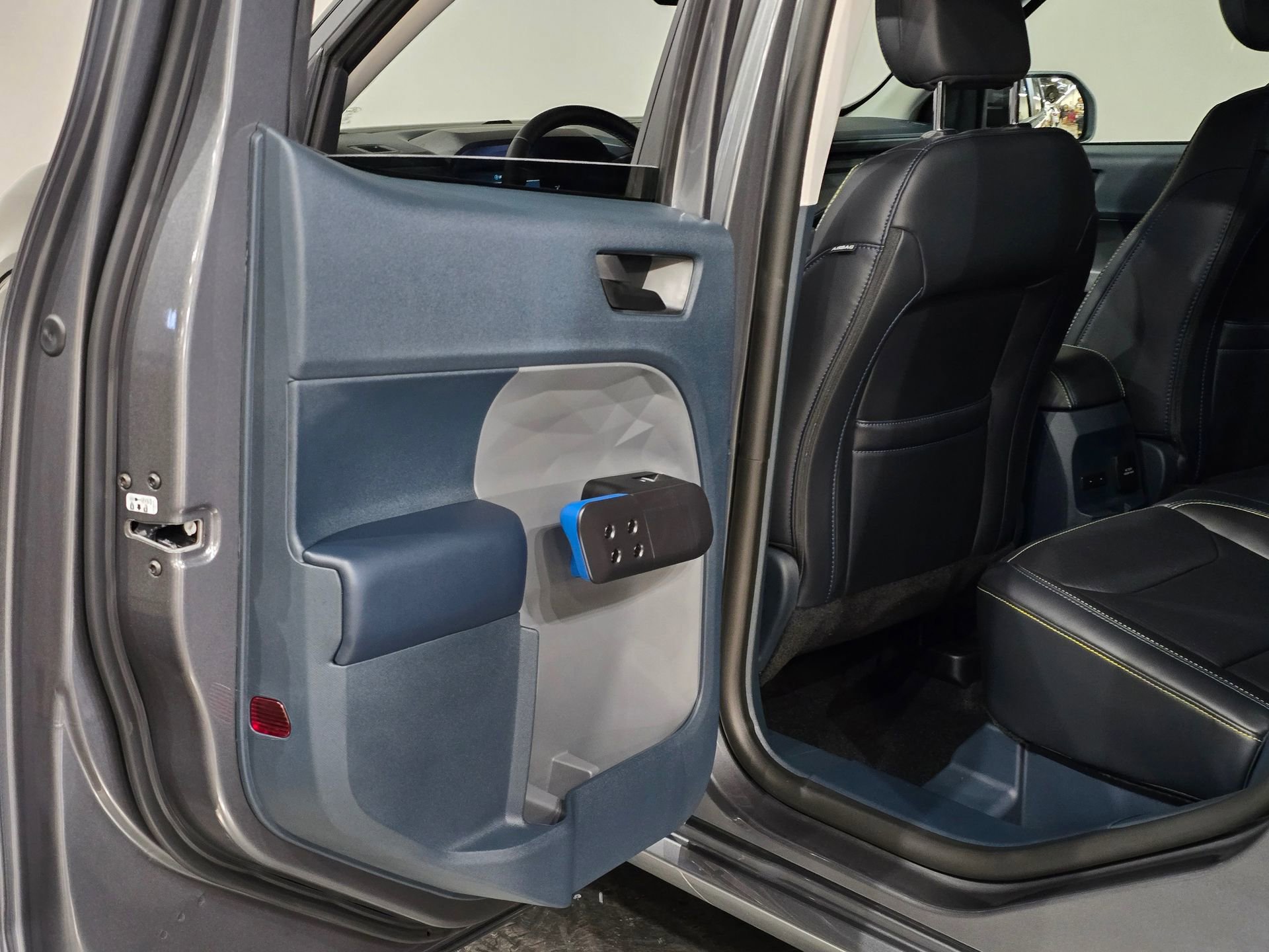 New 2026 Ford Maverick Lobo AWD/4WD image 35