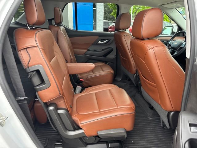 Used 2018 Chevrolet Traverse High Country w/ LPO, 'HIT The Road' Package AWD/4WD image 41