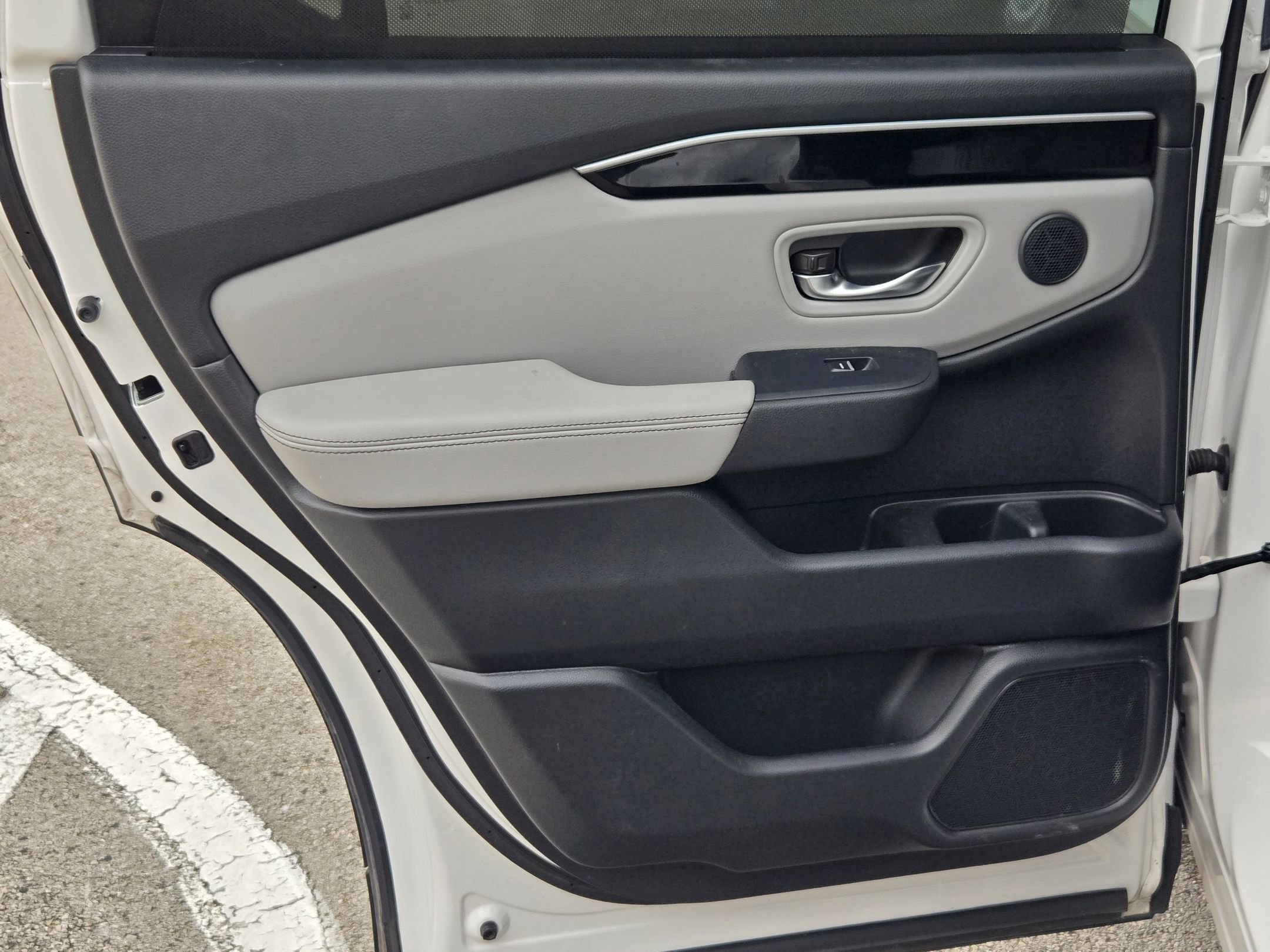 Used 2025 Honda Pilot Touring image 15