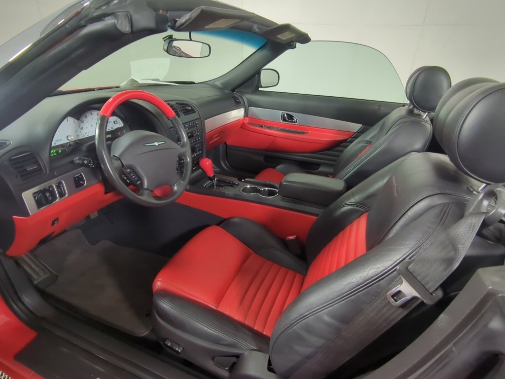 Used 2002 Ford Thunderbird image 4