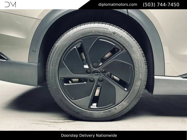 Used 2026 Lucid Gravity Grand Touring AWD/4WD image 47