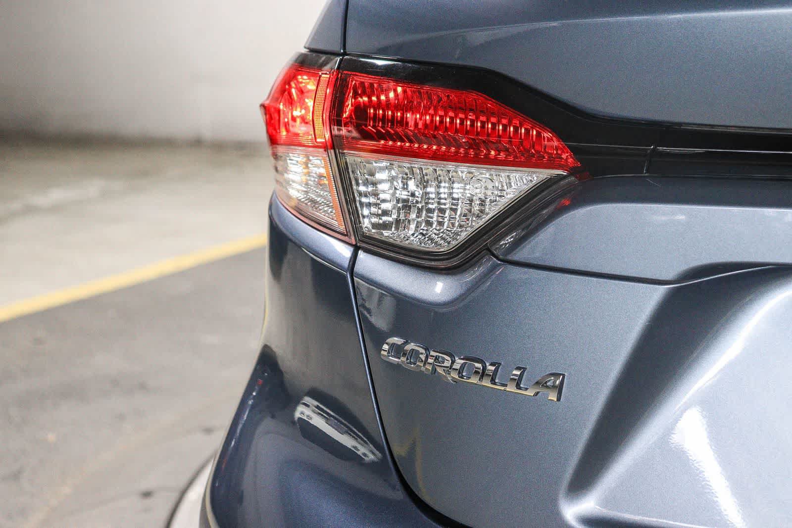 Certified 2025 Toyota Corolla LE FWD image 11
