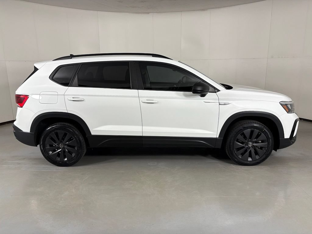 Used 2022 Volkswagen Taos S FWD image 9