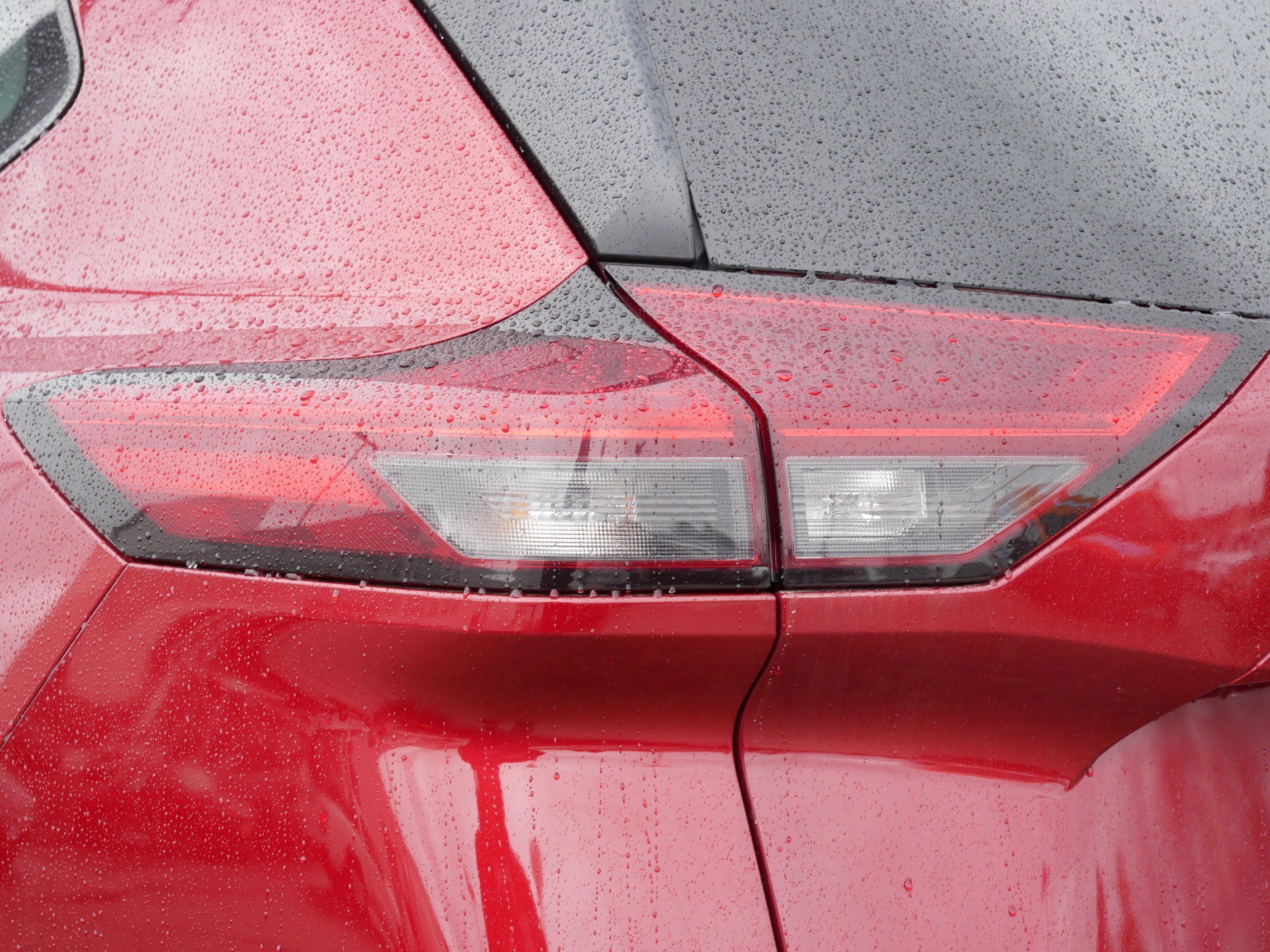 Certified 2022 Nissan Rogue SV image 17