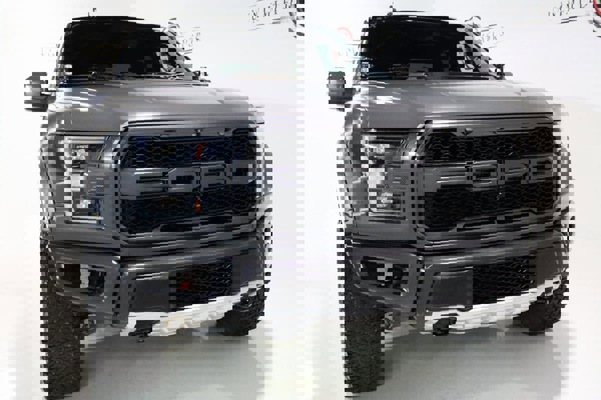 Used 2020 Ford F150 Raptor w/ Equipment Group 802A Luxury image 8