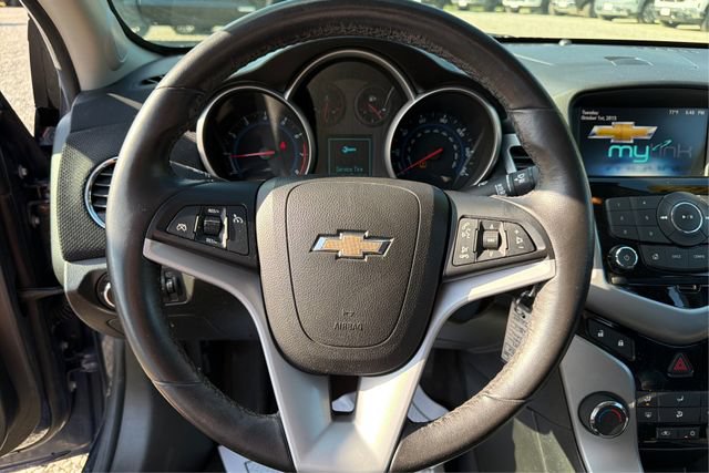 Used 2013 Chevrolet Cruze Eco FWD image 12