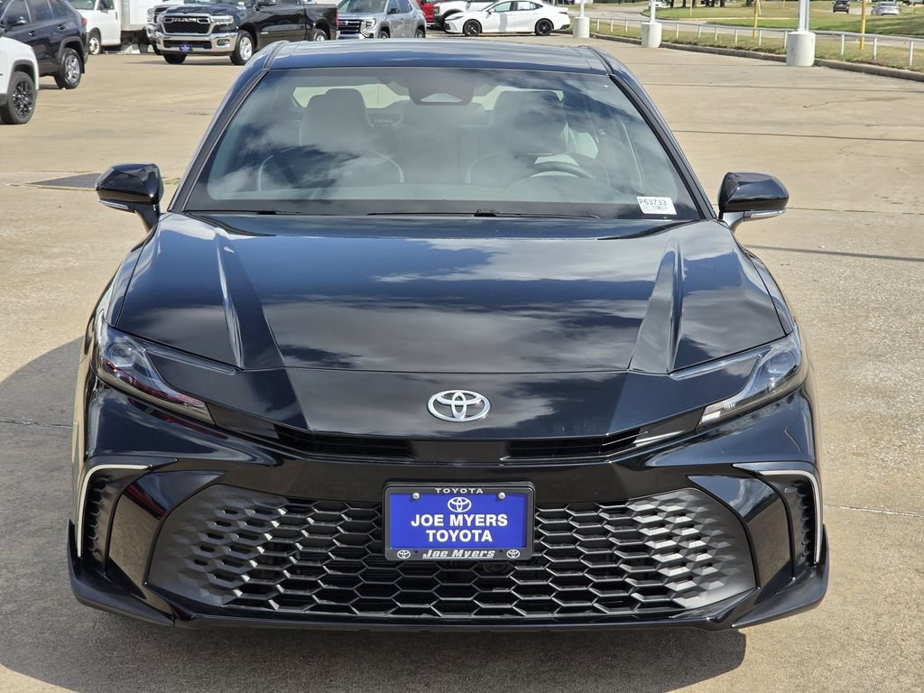 Used 2026 Toyota Camry SE FWD image 3