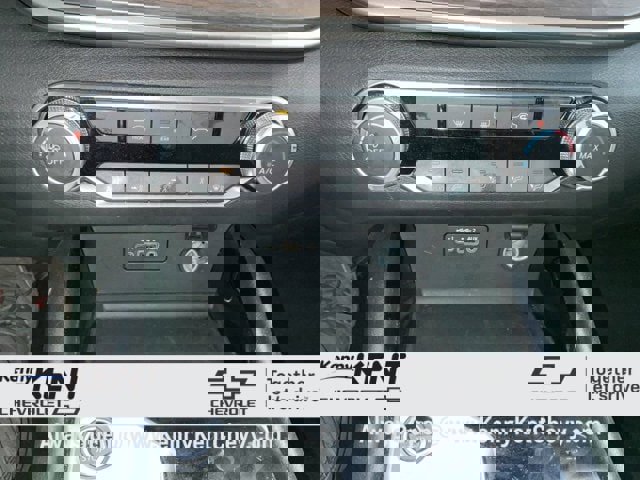 Used 2024 Nissan Altima 2.5 SV image 25