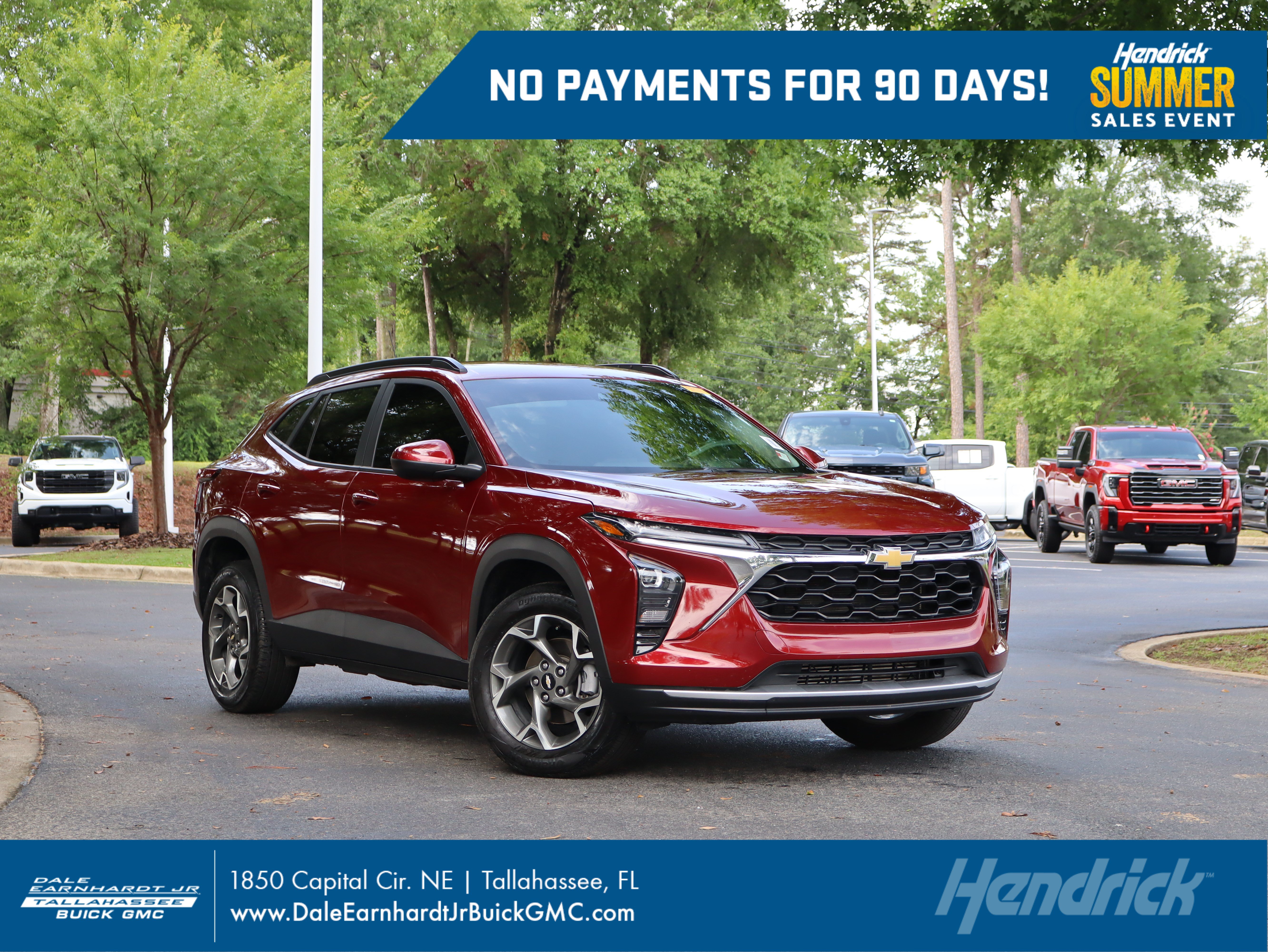 Used 2025 Chevrolet Trax LT w/ Driver Confidence Package FWD image 1