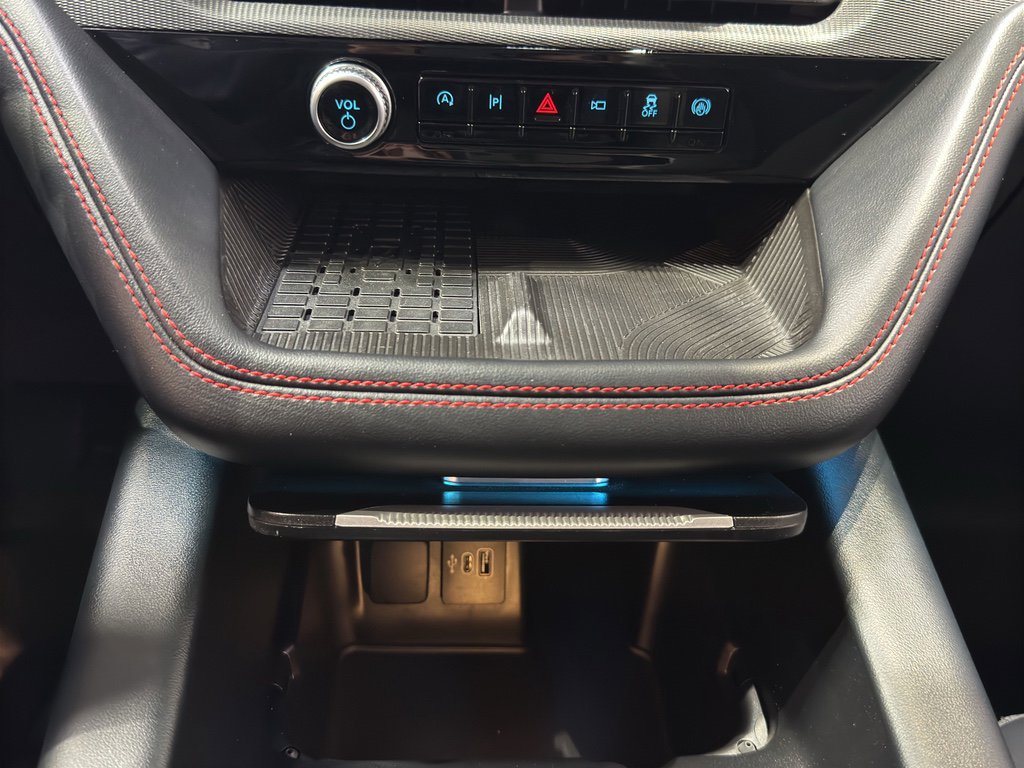 Used 2025 Ford Explorer ST image 35