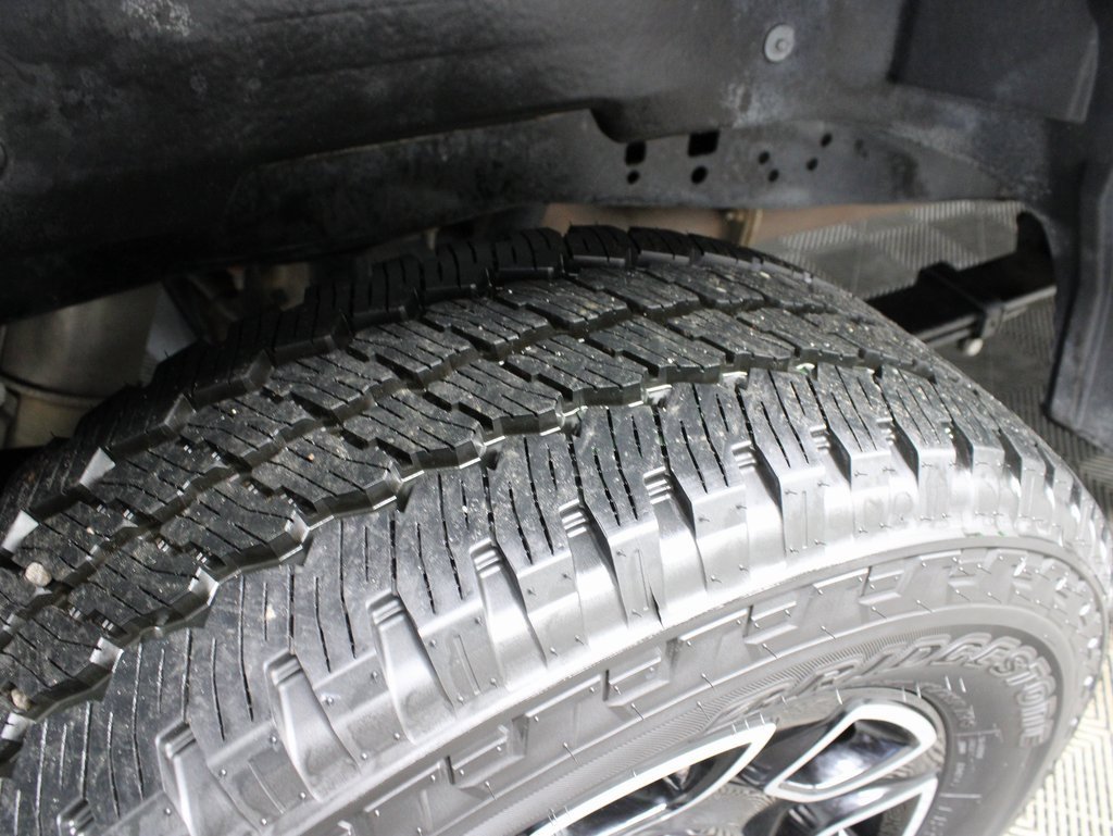 Used 2024 Ford F250 Lariat w/ Lariat Ultimate Package image 42