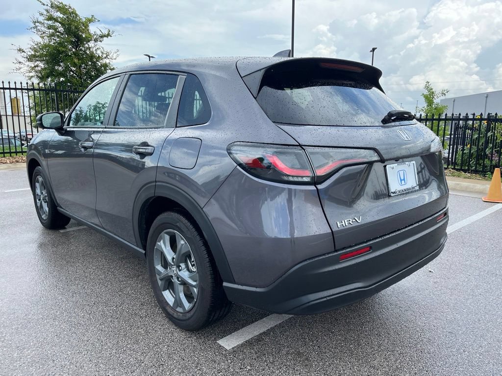 Certified 2026 Honda HR-V LX image 6