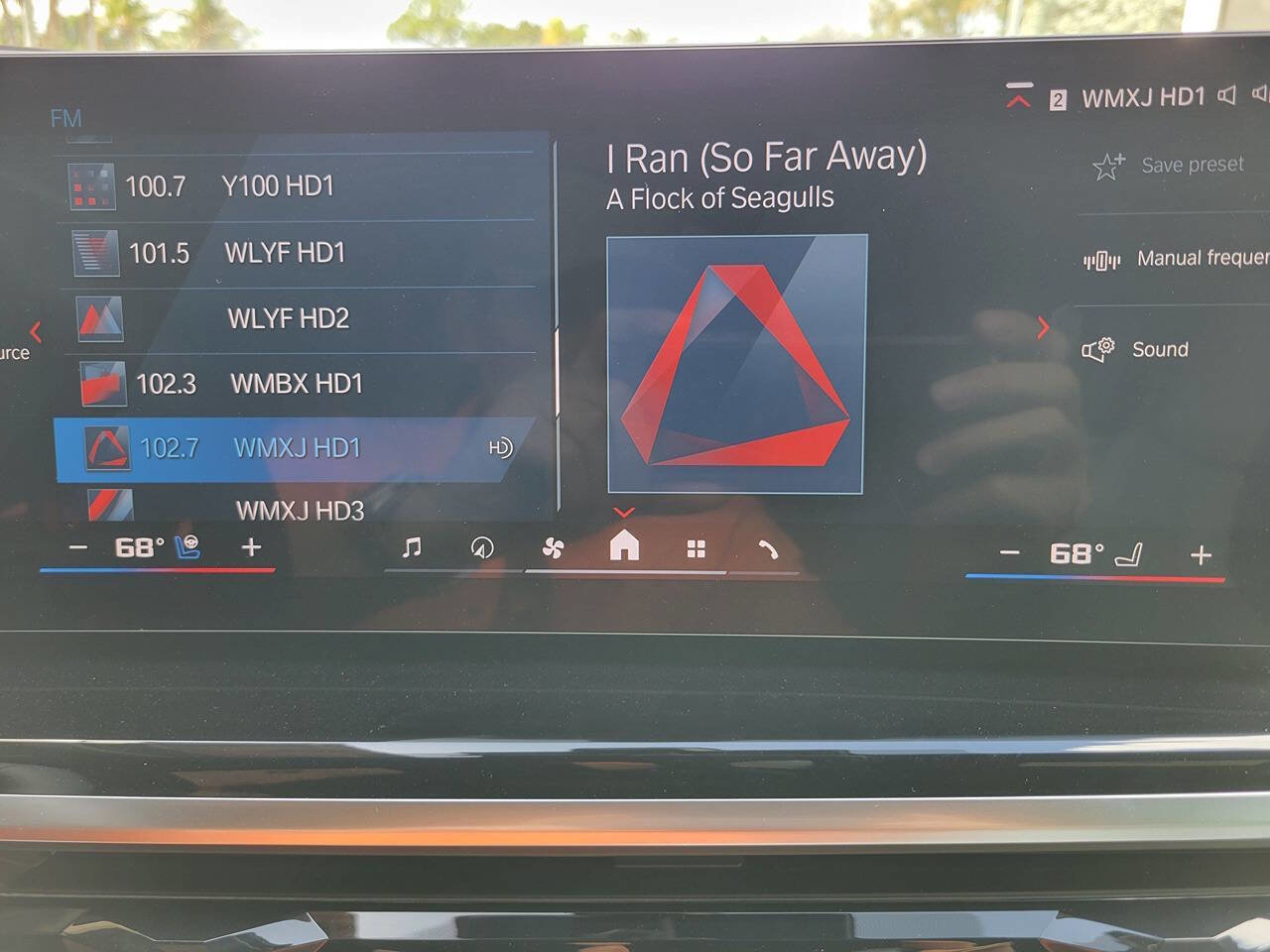 Used 2026 BMW X6 M Competition w/ Executive Package image 34