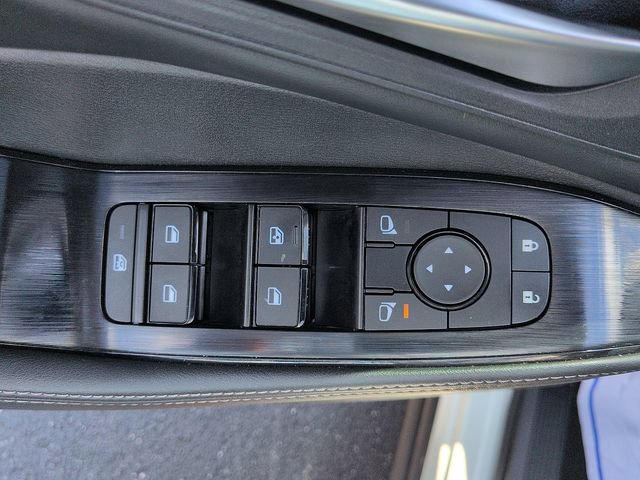 Used 2023 Nissan Rogue SV w/ SV Premium B Package FWD image 16