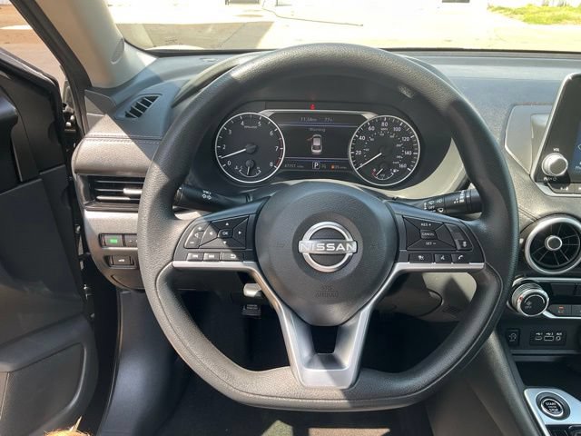 Used 2024 Nissan Sentra SV FWD image 9