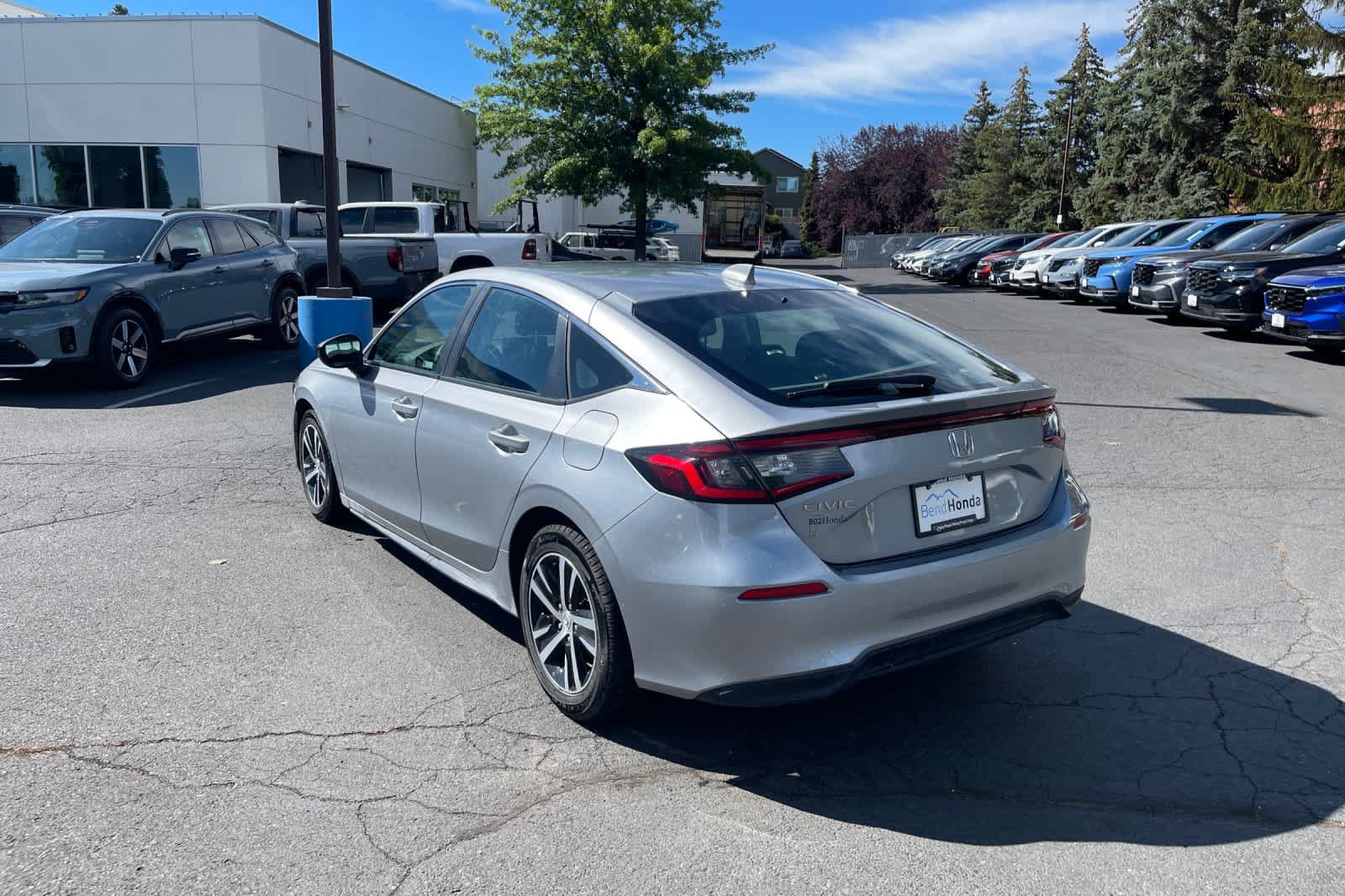 Used 2023 Honda Civic LX image 3