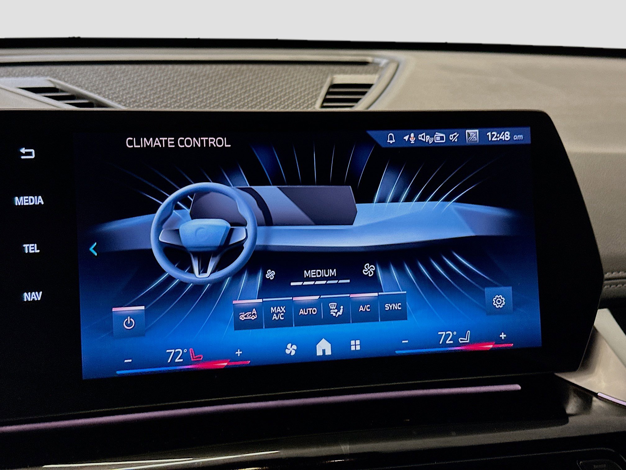 Used 2025 BMW X1 xDrive28i AWD/4WD image 24