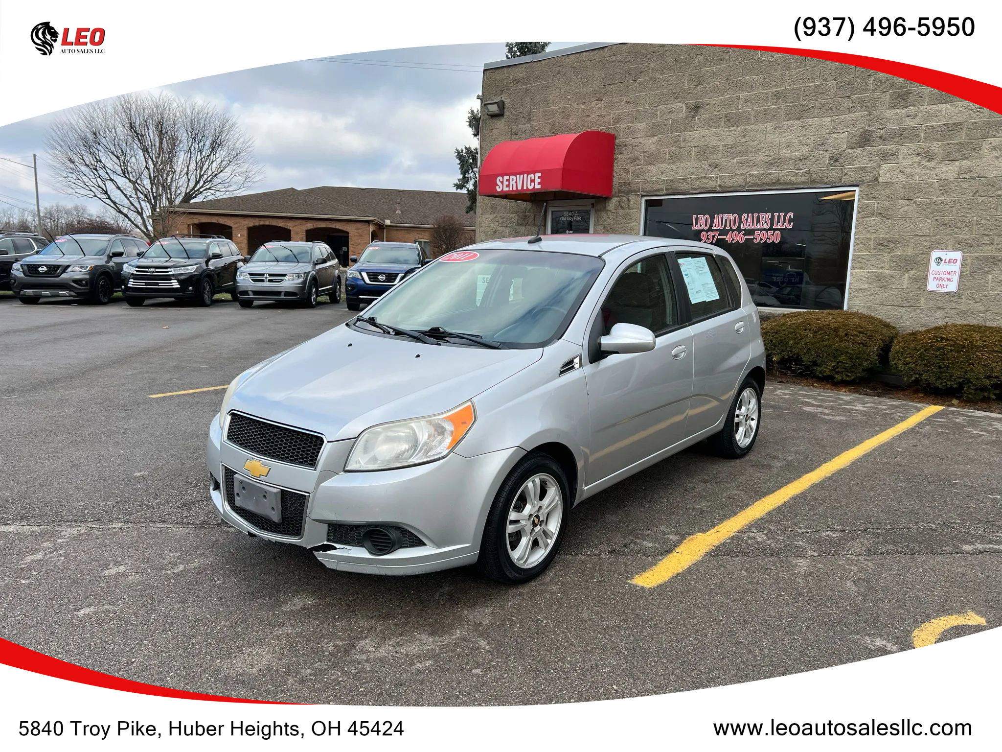 Used 2011 Chevrolet Aveo5 LT w/ Power and Convenience Package image 1