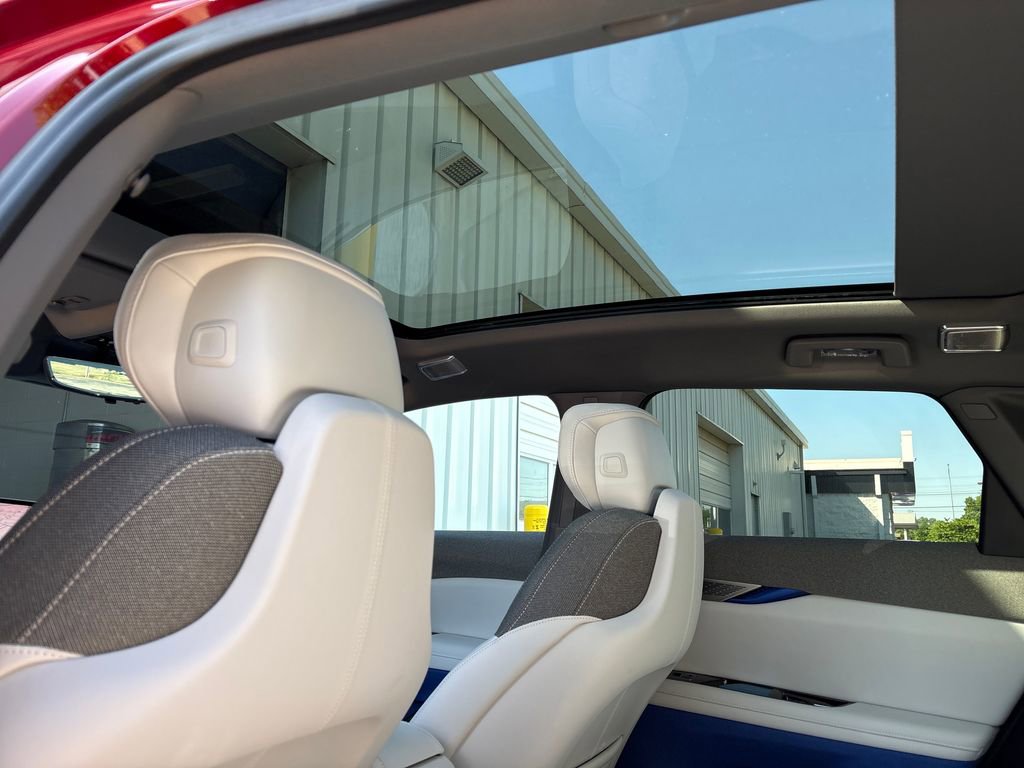 New 2026 Cadillac Optiq Sport 1 w/ LPO, Floor Liner Package RWD image 40