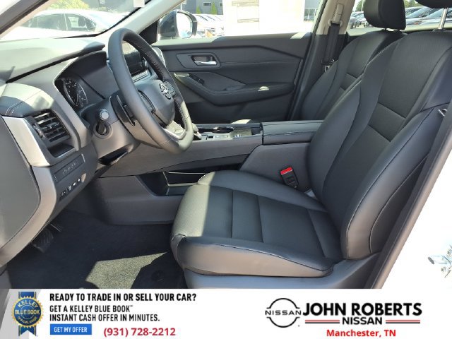 New 2026 Nissan Rogue Dark Armor FWD image 3
