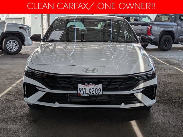 Used 2025 Hyundai Elantra SEL FWD image 2