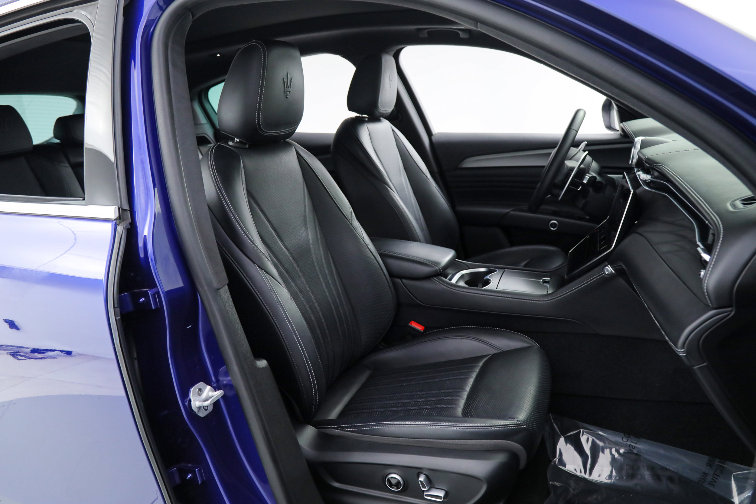 Certified 2023 Maserati Grecale Modena AWD/4WD image 12