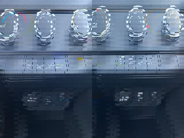 New 2026 Hyundai Elantra SE image 13