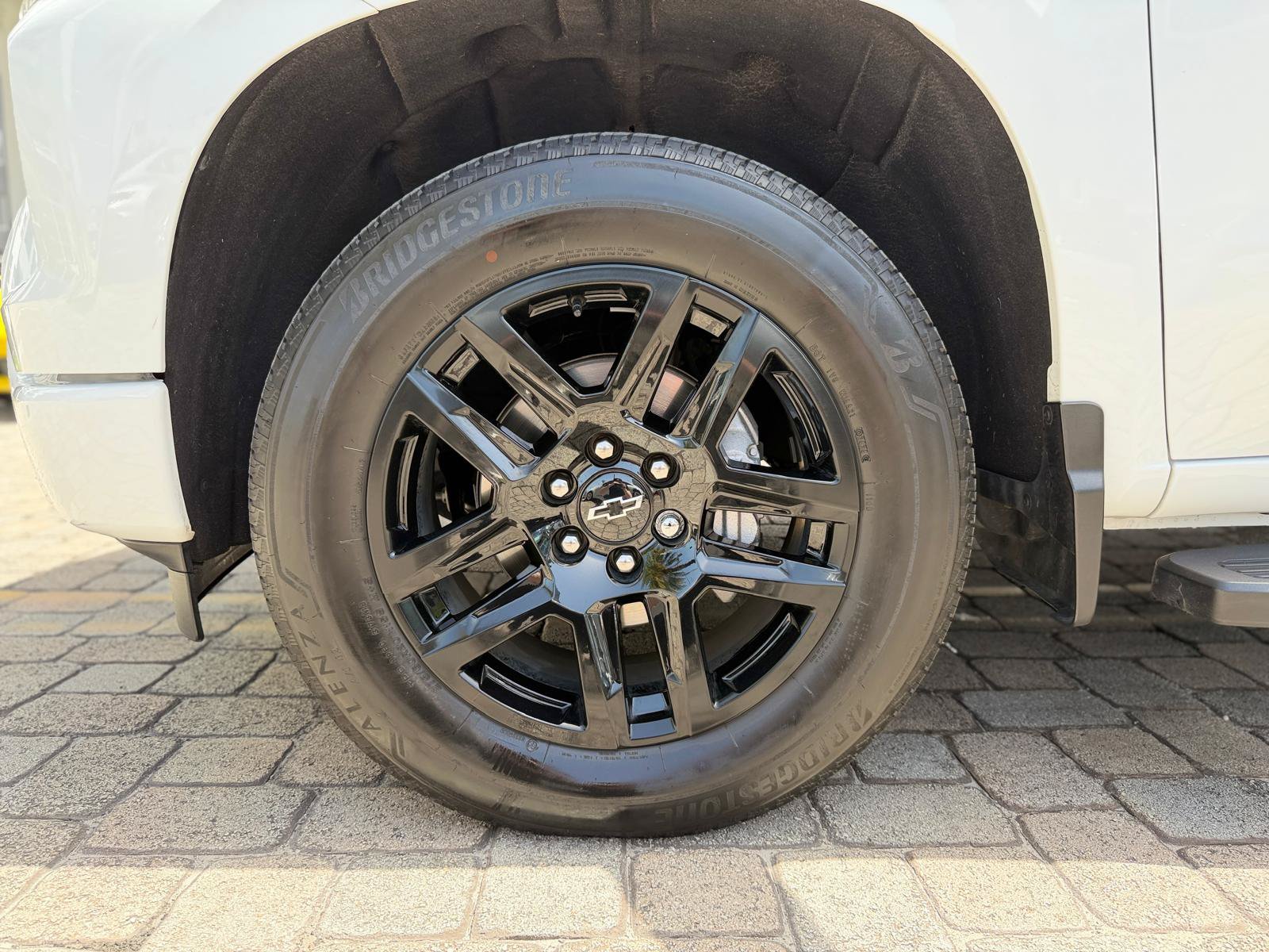 Used 2025 Chevrolet Silverado 1500 RST RWD image 25